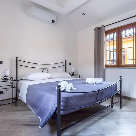 ゲストハウス Il Piccolo Borghetto ローマ